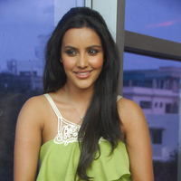 PRIYA ANAND CUTE PHOTOS AT 180 SUCCESS MEET | Picture 43456